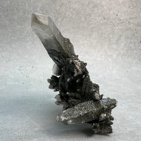 【ガネッシュヒマール産】クローライトイン天然ヒマラヤ水晶クラスター/Ganesh Himal Chlorite in Himalayan Quartz Cluster