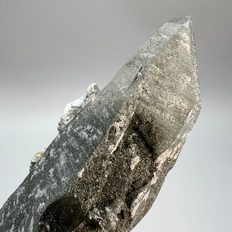 大特価【ガネッシュヒマール産】クローライトイン天然ヒマラヤ水晶❸/Ganesh Himal Chlorite in Himalayan Quartz