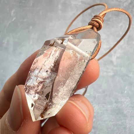 【ガネッシュヒマール産】天然ヒマラヤ水晶ペンダント(ポリッシュ面有)❹/GaneshHimal Natural Himalayan Quartz Pendant