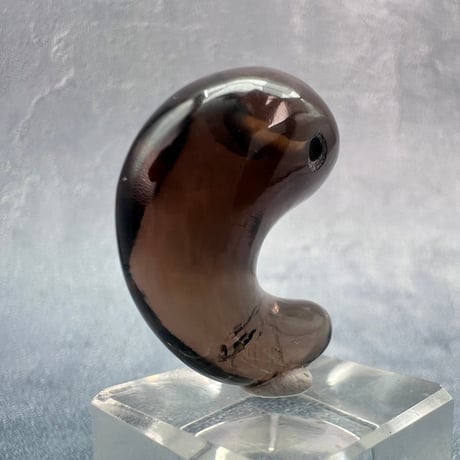 【ガウリシャンカール産】天然ヒマラヤスモーキークォーツ"手磨き加工"勾玉ビーズ②/Gaurishankar Himalayan Smoky Quartz Magatama Beads