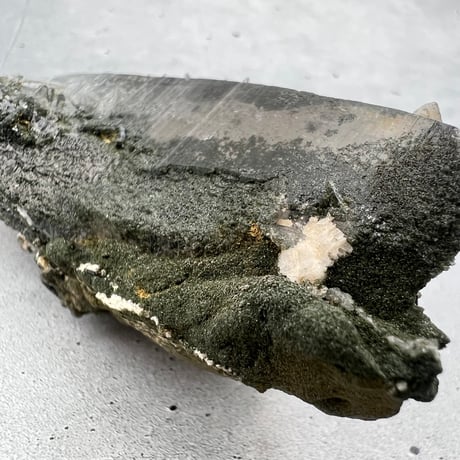 【ガネッシュヒマール産】クローライトイン天然ヒマラヤ水晶 Ganesh Himal Chlorite in Himalayan Quartz