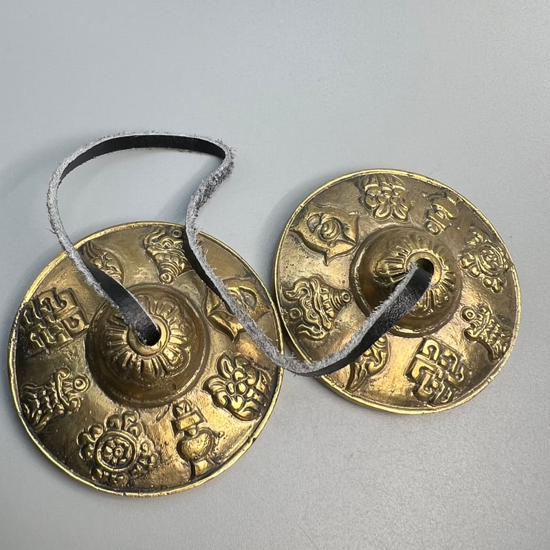 【098】SPECIAL GOLD BROWNティンシャ・アスタマンガル ティンシャ】アスタマンガル(約6.5cm)/Tingsha Ashtamangala