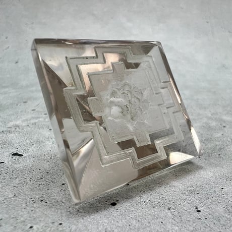 【ガネッシュヒマール産】天然ヒマラヤ水晶ピラミッド"シュリヤントラ"/Ganesh Himal Himalayan Quartz Pyramid " Shri Yantra"