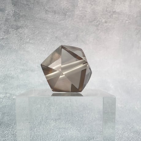 【ガウリシャンカール産】天然ヒマラヤスモーキークォーツ"手磨き加工"イコサヘドロン"ビーズ/GauriShankar Smoky Quartz "Icosahedron"Beads