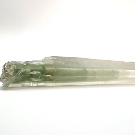 マダガスカル産クローライトインクォーツ/Madagascar Chlorite in Quartz