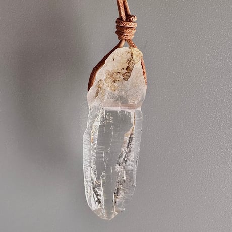 【ガネッシュヒマール産】 天然ヒマラヤ水晶ペンダント GaneshHimal Natural Pendant