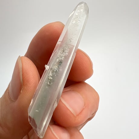 マダガスカル産クローライトインクォーツ/Madagascar Chlorite in Quartz