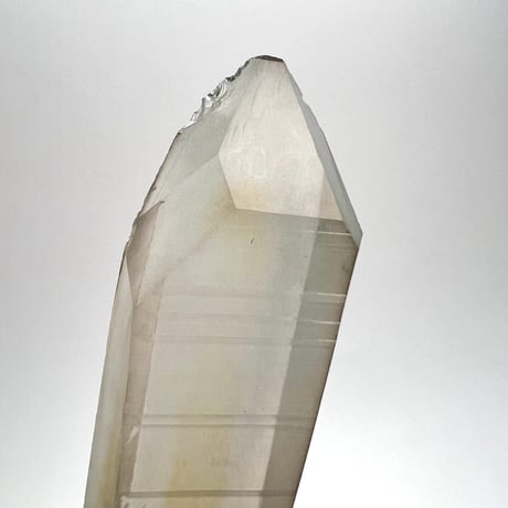 マダガスカル産クローライトインクォーツ/Madagascar Chlorite in Quartz