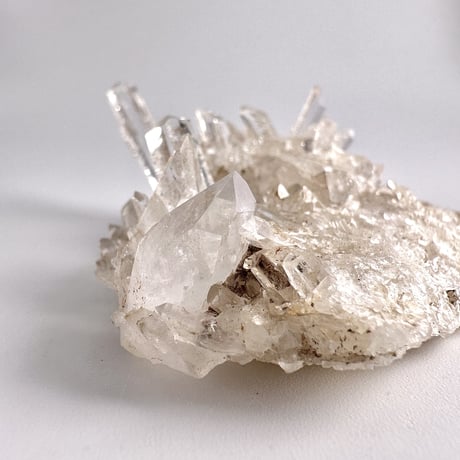 マカルー産天然ヒマラヤ水晶クラスター/Makalu  Himalayan Quartz Cluster
