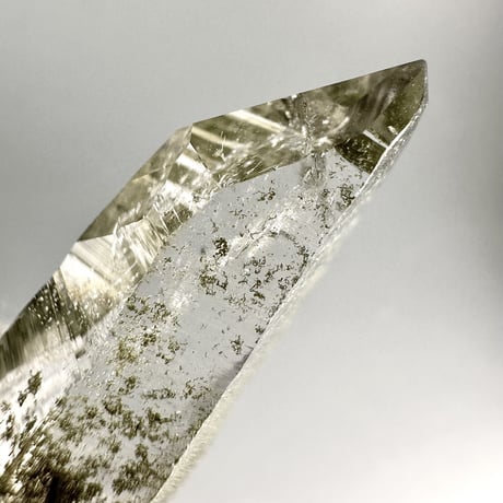 【ガネッシュヒマール産】クローライトイン天然ヒマラヤ水晶ミニポイント"L"/Ganesh Himal Chlorite in Himalayan Quartz Point