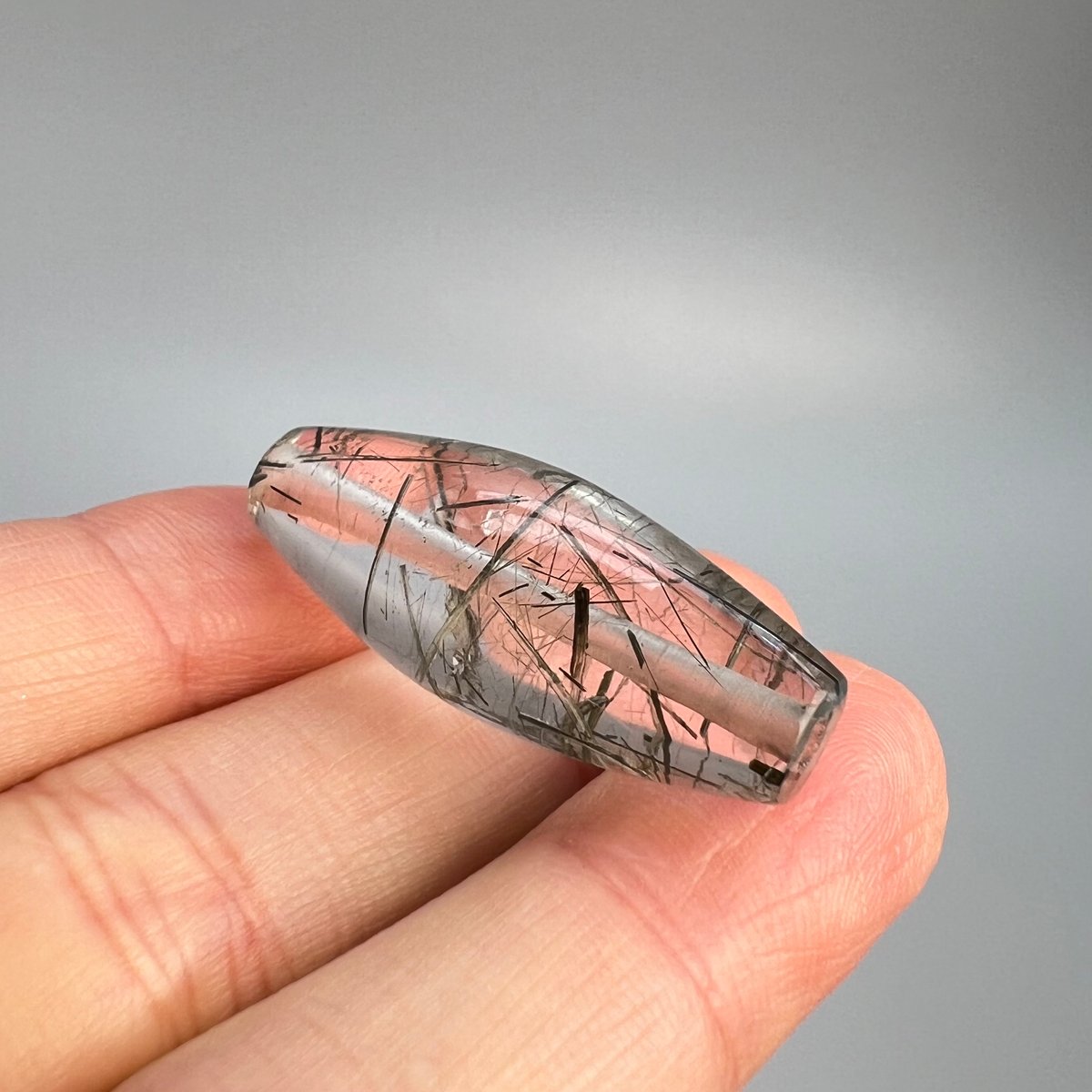 ガネッシュヒマール産】アクチノライトイン天然ヒマラヤ水晶 樽型