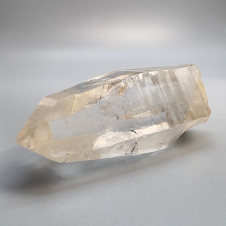【ガネッシュヒマール産】天然ヒマラヤ水晶"ポイント"/Ganesh Himal Himalayan Quartz"Point"