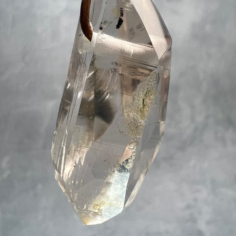 【ガネッシュヒマール産】天然ヒマラヤ水晶ペンダント(ポリッシュ面有)❶/GaneshHimal Natural Himalayan Quartz Pendant