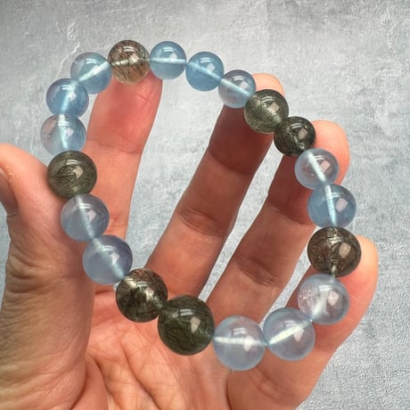 【デザインブレスレット】天然アクアマリン×ガネッシュヒマール産天然ヒマラヤ水晶/Aquamarine×Ganeshhimal Actinorite in Himalayan Quartz