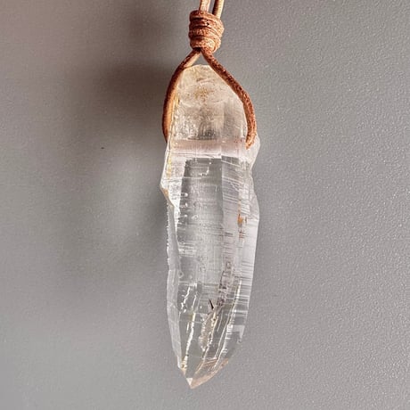 【ガネッシュヒマール産】 天然ヒマラヤ水晶ペンダント GaneshHimal Natural Pendant