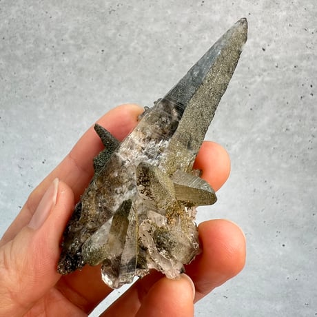 【ガネッシュヒマール産】クローライトイン天然ヒマラヤ水晶/Ganesh Himal Chlorite in Himalayan Quartz