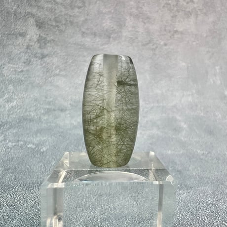 【ガネッシュヒマール産】アクチノライトイン天然ヒマラヤ水晶 樽型ビーズ⑤/Ganesh Himal Actinolite&Chlorite in Himalayan Quartz