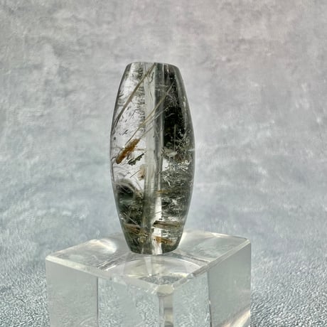 【ガネッシュヒマール産】アクチノライト&クローライトイン天然ヒマラヤ水晶 樽型ビーズ/Ganesh Himal Actinolite&Chlorite in Barrel Beads