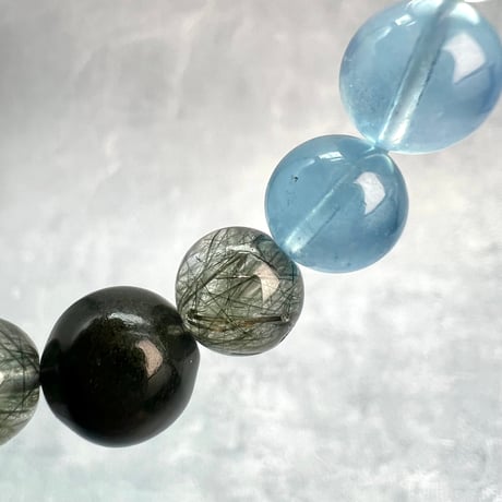 【デザインブレスレット】天然アクアマリン×ガネッシュヒマール産天然ヒマラヤ水晶/Aquamarine×Ganeshhimal Chlorite in Himalayan Quartz