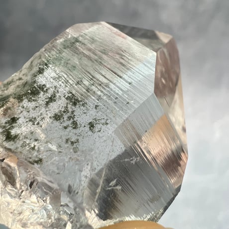 ハイクオリティ【ガネッシュヒマール産】クローライト イン天然ヒマラヤ水晶/Ganesh Himal Chlorite in Himalayan Quartz