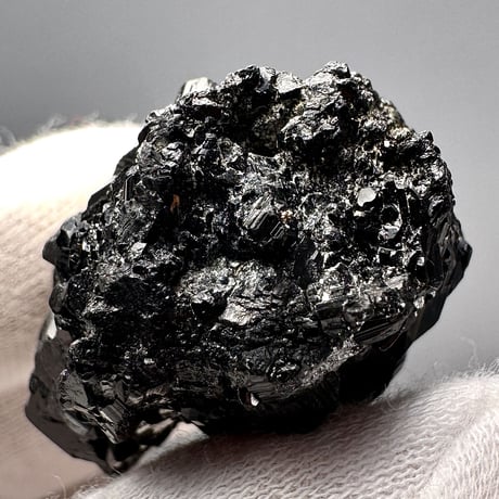 ネパールジャジャルコット産 ヒマラヤ天然ブラックトルマリン原石③/Nepal Jajarkot Himalayan Natural Black Tourmaline