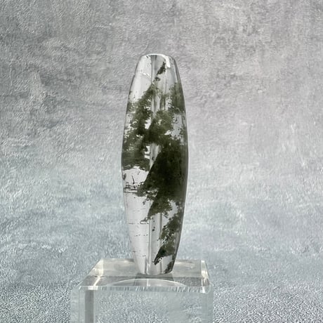 【ガネッシュヒマール産】クローライトイン天然ヒマラヤ水晶 樽型ビーズ/Ganesh Himal Chlorite in Himalayan Quartz barrel beads