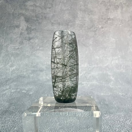 【ガネッシュヒマール産】アクチノライト&クローライトイン天然ヒマラヤ水晶 樽型ビーズ⑱/Ganesh Himal Actinolite&Chlorite in barrel beads