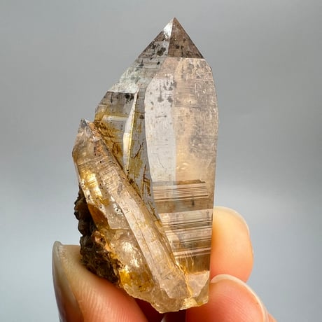 【ガネッシュヒマール産】リモナイトイン天然ヒマラヤ水晶/Ganesh Himal Limonite in Himalayan Quartz