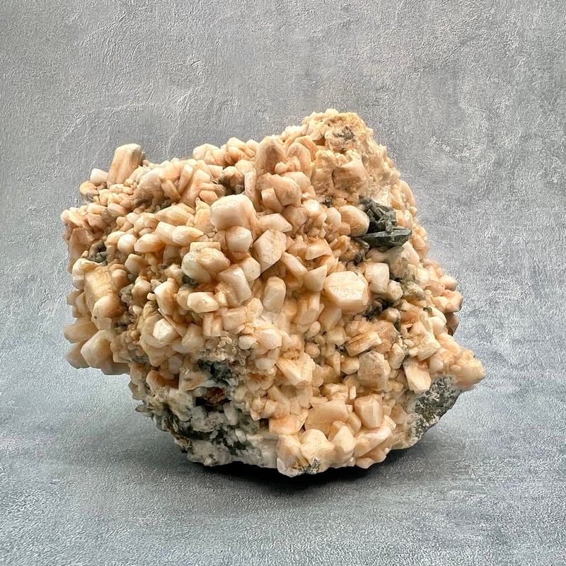 大特価】ガネッシュヒマール産長石&クローライトイン天然ヒマラヤ水晶