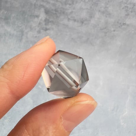 【ガウリシャンカール産】天然ヒマラヤスモーキークォーツ"手磨き加工"イコサヘドロン"ビーズ/GauriShankar Smoky Quartz "Icosahedron"Beads
