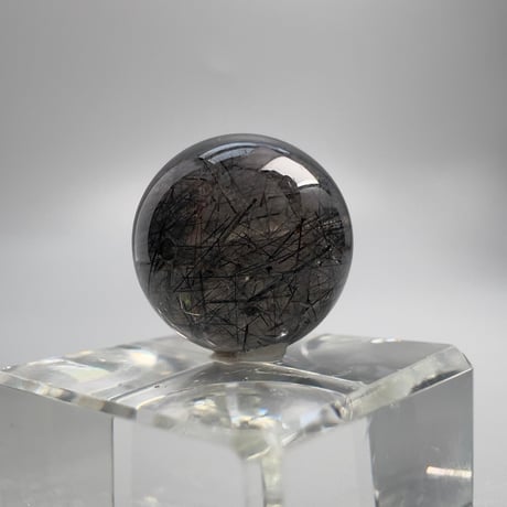 【ガネッシュヒマール産】14mm"手磨き加工"アクチノライトイン天然ヒマラヤ水晶ビーズ/Ganesh Himal Actinolite in Himalayan Quartz Round beads