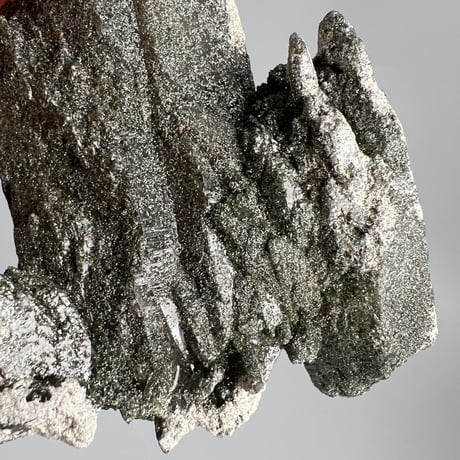 大特価【ガネッシュヒマール産】クローライトイン天然ヒマラヤ水晶/Ganesh Himal Chlorite in Himalayan Quartz
