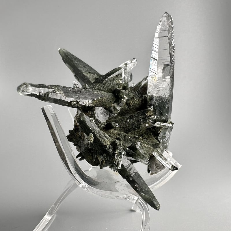 ネパール ガネーシュヒマール産クローライト&ブラックトルマリン