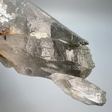 大特価【ガネッシュヒマール産】クローライトイン天然ヒマラヤ水晶❾/Ganesh Himal Chlorite in Himalayan Quartz