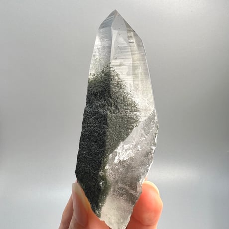 【ガネッシュヒマール産】クローライトイン天然ヒマラヤ水晶/Ganesh Himal Chlorite in Himalayan Quartz