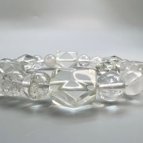 【カイラス産】"手磨き"天然ヒマラヤ水晶デザインブレスレット/Kailash Himalayan Quartz Design Bracelet