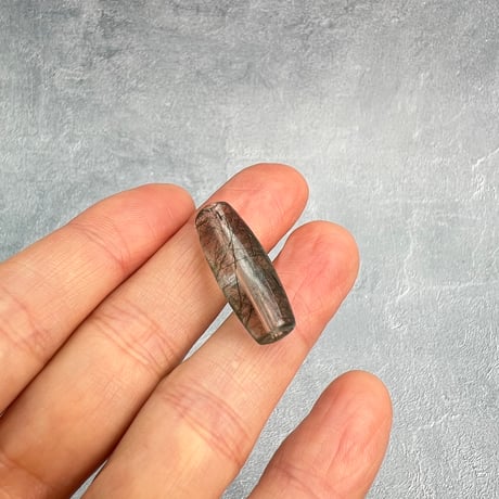 【ガネッシュヒマール産】アクチノライトイン天然ヒマラヤ水晶 樽型ビーズ⑨/Ganesh Himal Actinolite in Himalayan Quartz barrel beads