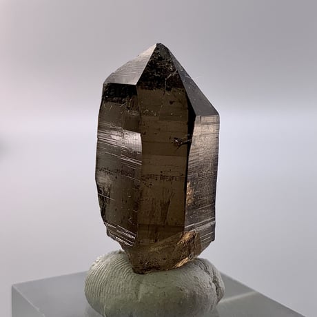 ガウリシャンカール産天然ヒマラヤスモーキークォーツポイント/GauriShankar Himalayan Smoky Quartz Point