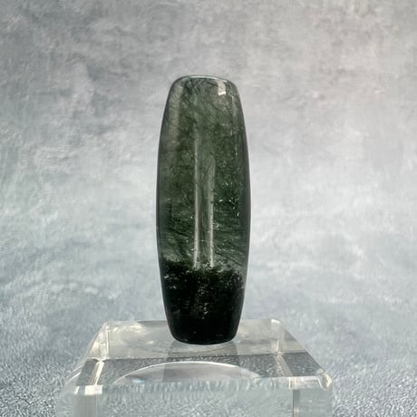 【ガネッシュヒマール産】アクチノライト&クローライトイン天然ヒマラヤ水晶 樽型ビーズ/Ganesh Himal Actinolite&Chlorite in barrel beads