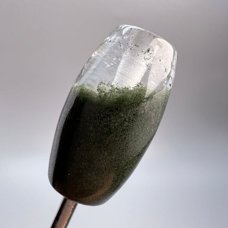 【ガネッシュヒマール産】クローライトイン天然ヒマラヤ水晶 樽型ビーズ/Ganesh Himal Chlorite in Himalayan Quartz barrel beads