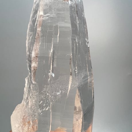ハイクオリティ【ガネッシュヒマール産】天然ヒマラヤ水晶/Ganesh Himal Limonite in Himalayan Quartz