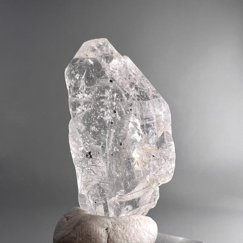 カイラス産天然ヒマラヤ水晶ポイント/Kailash Himalayan Quartz Poin