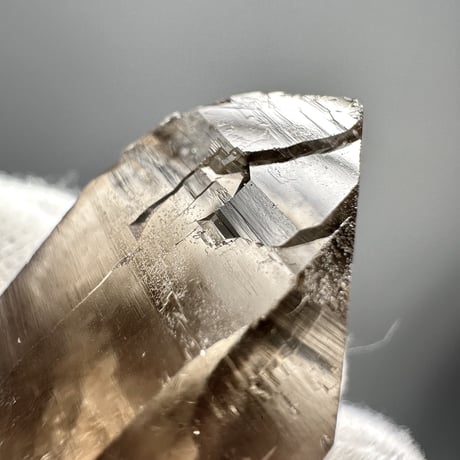 ガウリシャンカール産天然ヒマラヤスモーキークォーツポイント/GauriShankar Himalayan Smoky Quartz