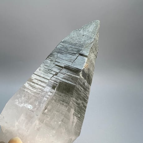 大特価【ガネッシュヒマール産】クローライトイン天然ヒマラヤ水晶/Ganesh Himal Chlorite in Himalayan Quartz