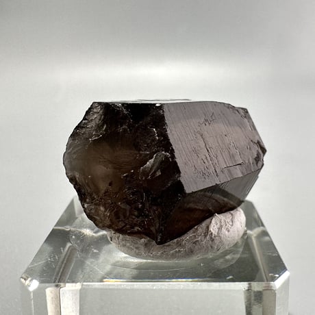 ガウリシャンカール産天然ヒマラヤスモーキークォーツポイント/GauriShankar Himalayan Smoky Quartz