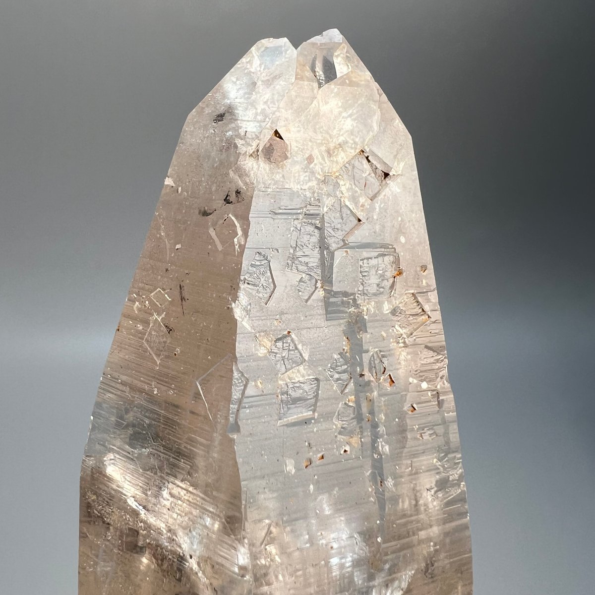 ☆特選オンリー1☆浄化力MAX♡万能の石【ヒマラヤ水晶♢ライトニング