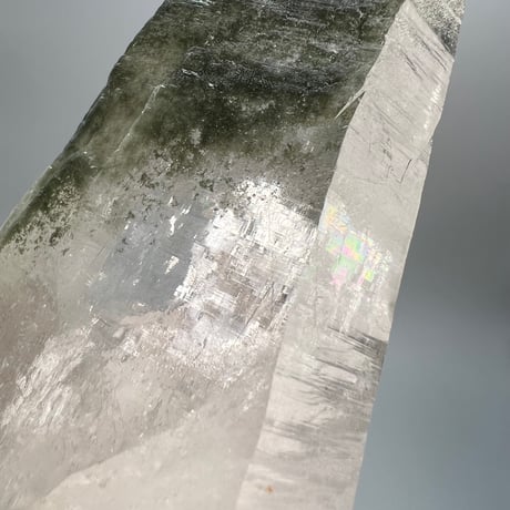 大特価【ガネッシュヒマール産】クローライトイン天然ヒマラヤ水晶/Ganesh Himal Chlorite in Himalayan Quartz