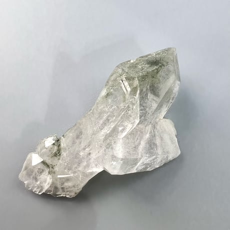 【マナスル産】クローライトイン天然ヒマラヤ水晶ポイント/Manaslu Chlorite in Himalayan Quartz Point