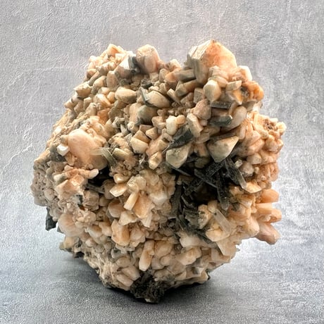 【大特価】ガネッシュヒマール産曹長石&クローライトイン天然ヒマラヤ水晶/Ganesh Himal Feldspar&Chlorite in Himalayan Quartz