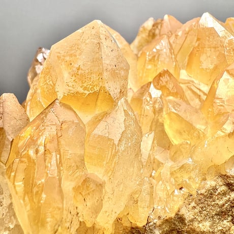 【ガネッシュヒマール産】リモナイトイン天然ヒマラヤ水晶クラスター/ Ganesh Himal Limonite in Himalayan Quartz Cluster